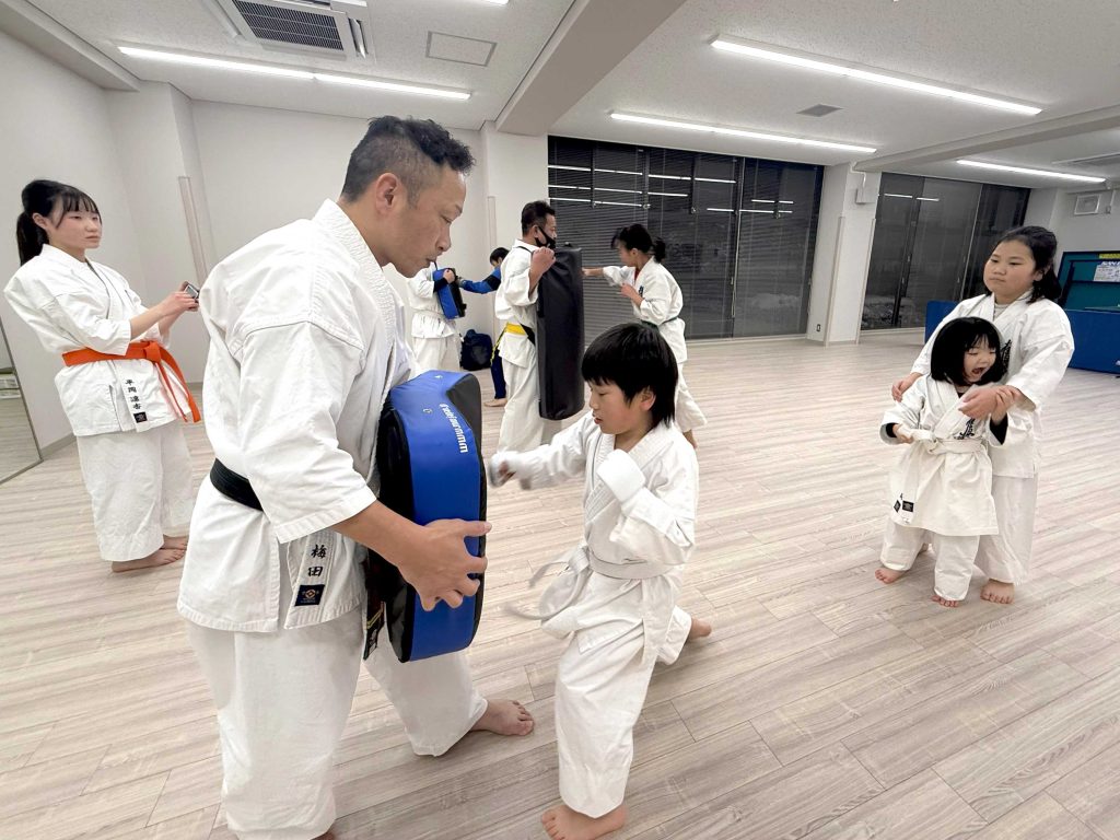 極真空手道教室　梅田道場　多目的室