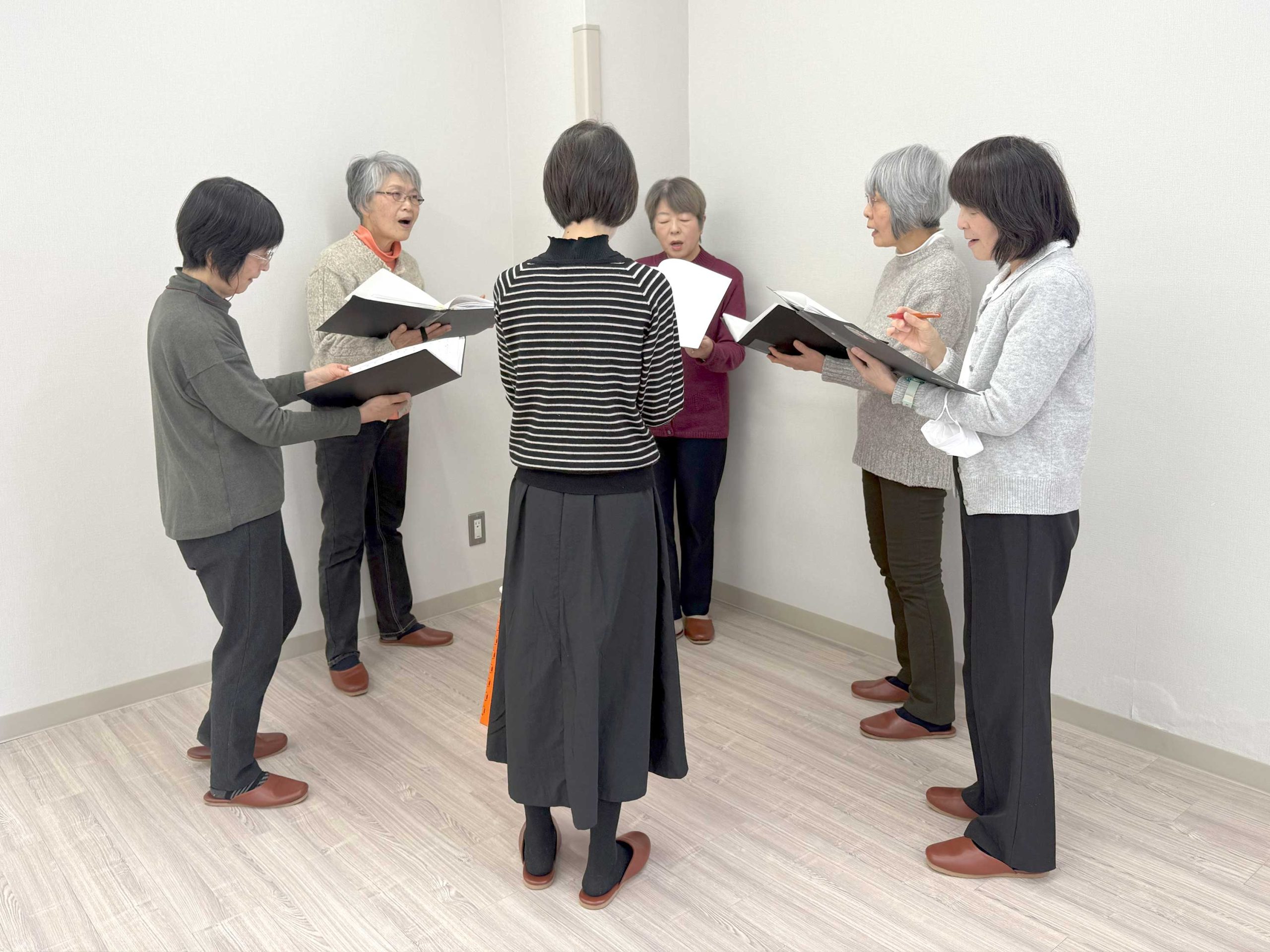 レッスル開催教室　声楽アンサンブルALBIREO　パート練習