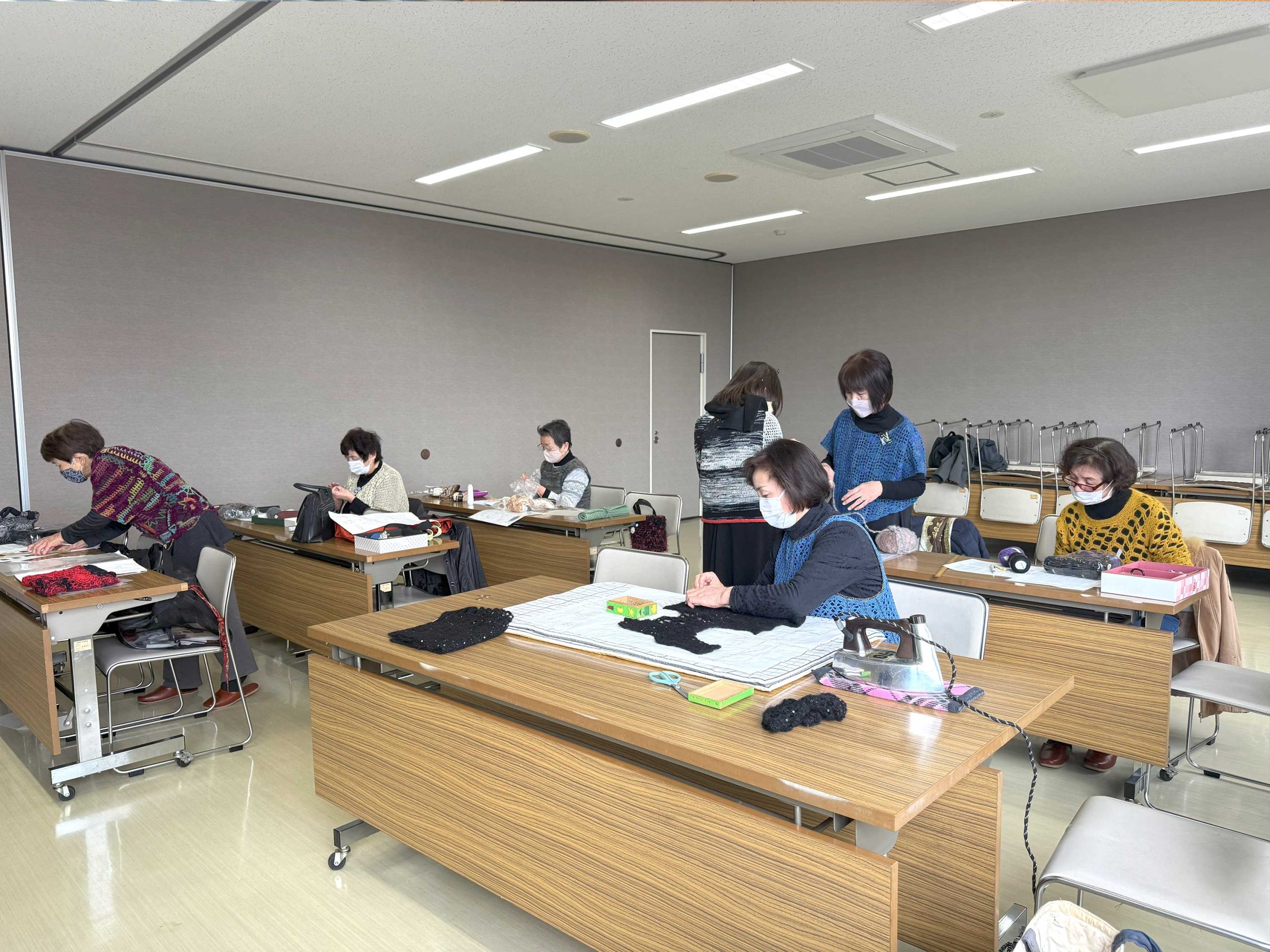 レッスル津幡　手づくりおしゃれ工房　作業風景